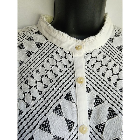 MEADOW RUE BY ANTHROPOLOGIE SIZE US6 WHITE LACE GEOMETRIC BUTTON BLOUSE - Picture 6 of 10